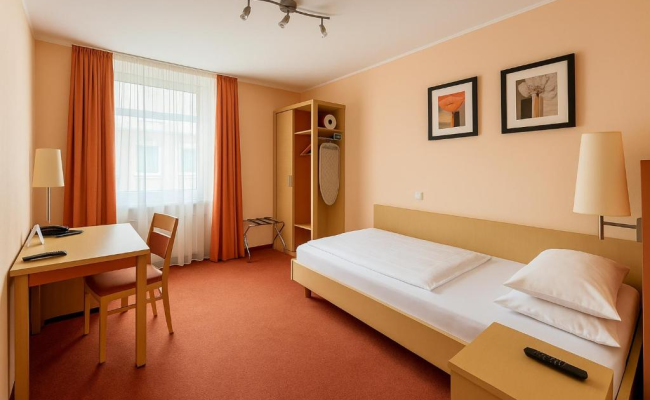 Atomis Hotel Düsseldorf City