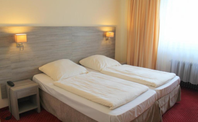 Hotel Lorien