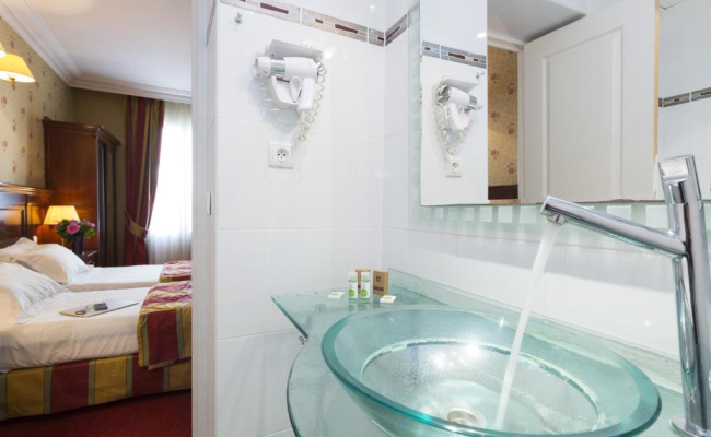 Elysees Niel Hotel