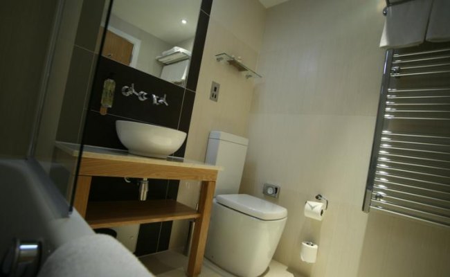 Best Western Boltons Hotel