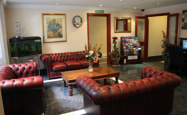 Apollo Hotel