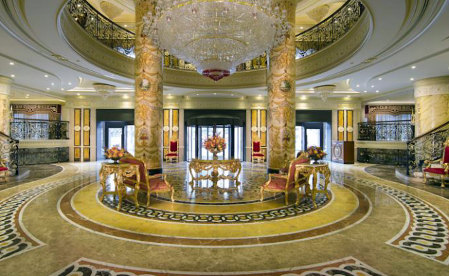 Royal Rose Hotel