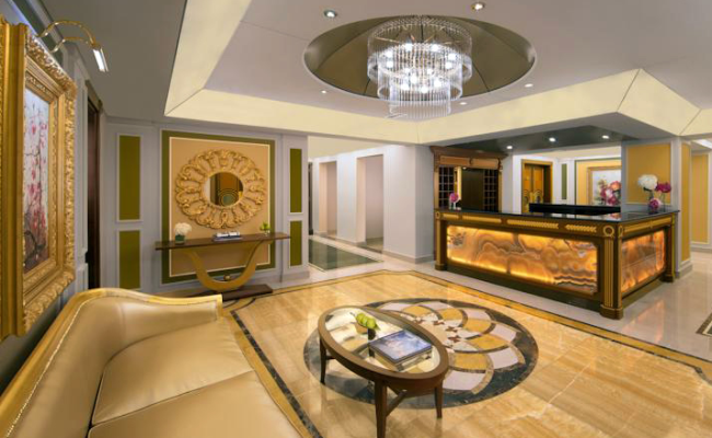 Royal Rose Hotel