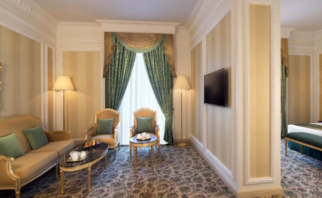 Royal Rose Hotel