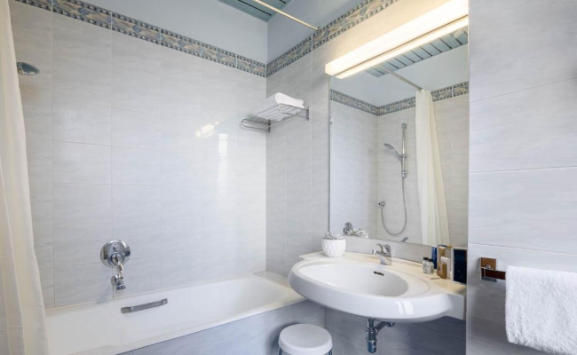 IH Hotels Milano Ambasciatori