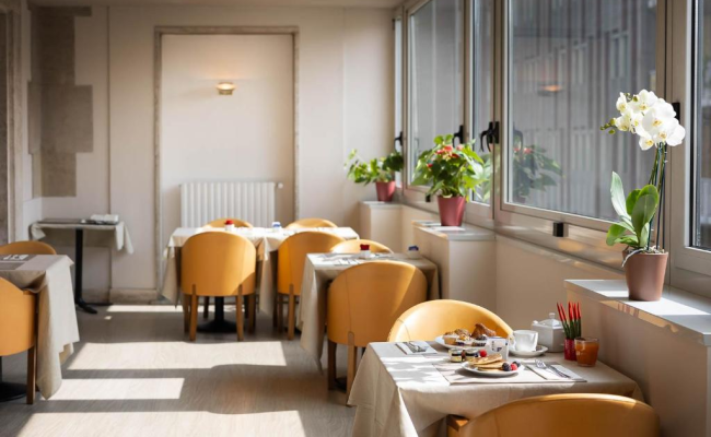 IH Hotels Milano Ambasciatori