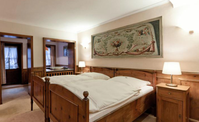 Antik Hotel Bristol