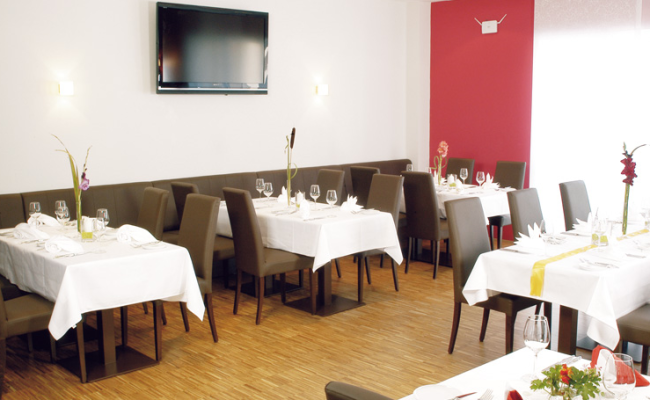 Acantus Hotel & Restaurant