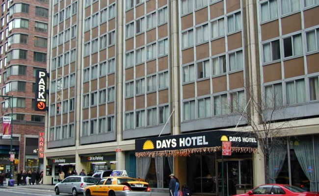 Days Hotel Broadway at 94th Street