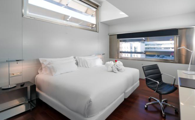 NH Collection Barcelona Constanza