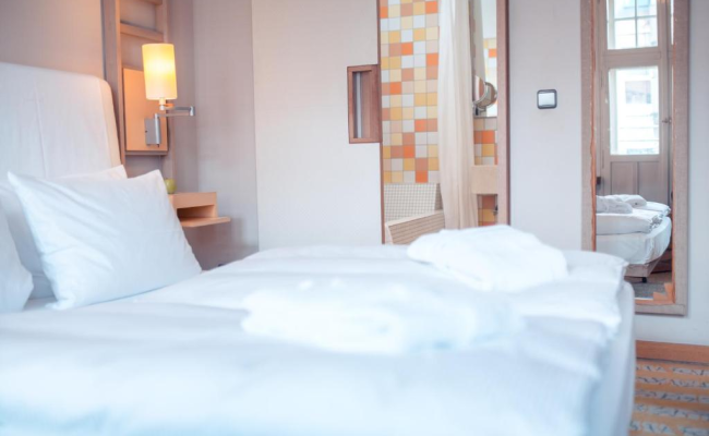 Hotel Bleibtreu Berlin by Golden Tulip