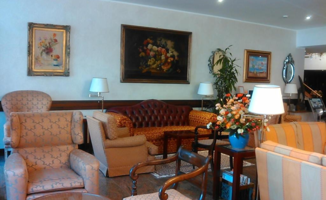Hotel Bristol