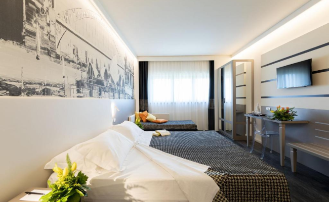 The Sydney Hotel