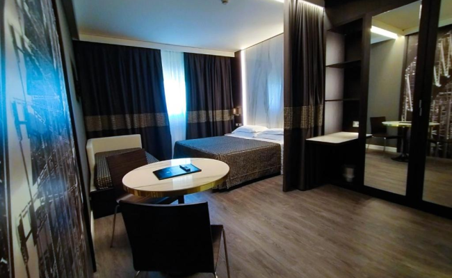 The Sydney Hotel