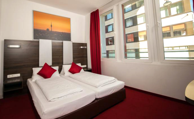 KOOS Hotel&Apartments - City Aparthotel