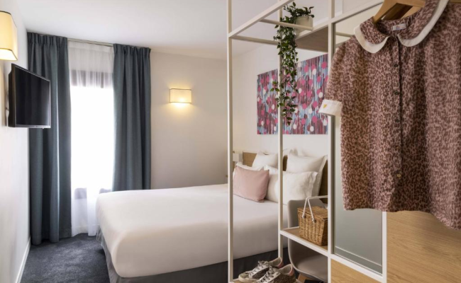 Hotel Paris Louis Blanc