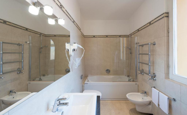 Phi Hotel Bologna