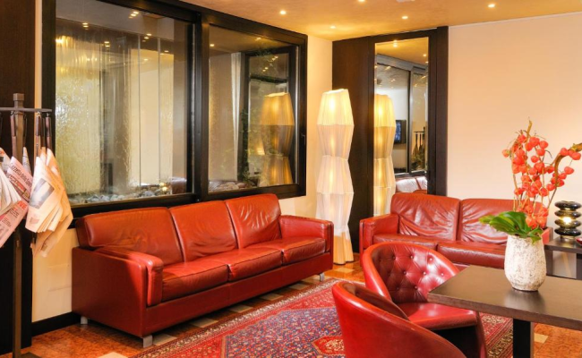 Phi Hotel Bologna
