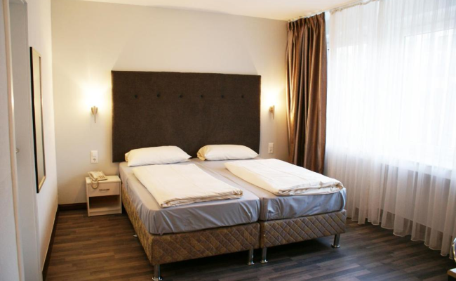 Bahn-Hotel