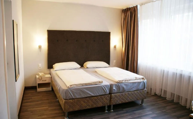 Bahn-Hotel
