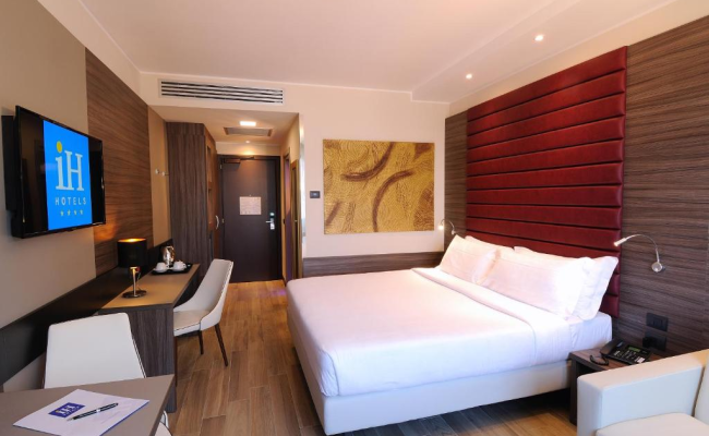 IH Hotels Milano Lorenteggio