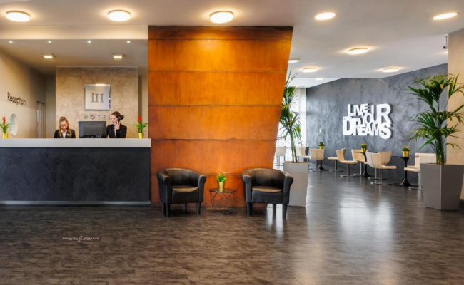 IH Hotels Milano Lorenteggio