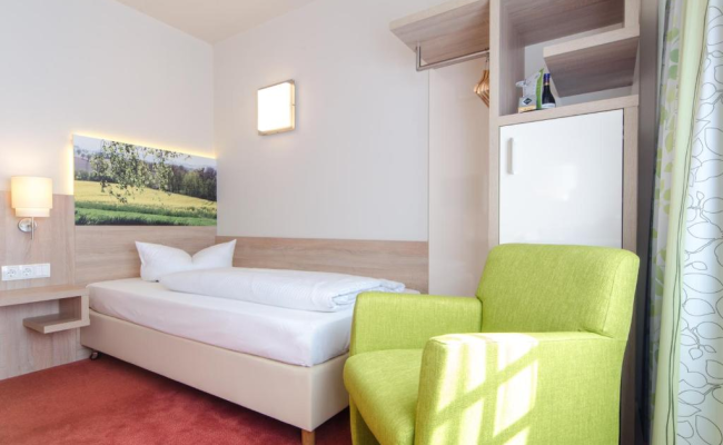 Garden Hotel