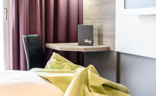 Hotel Demas City