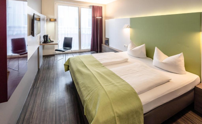 Hotel Demas City