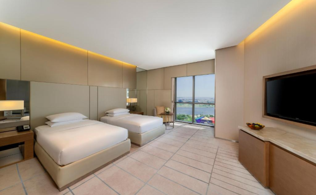 Hyatt Regency Dubai Creek Heights