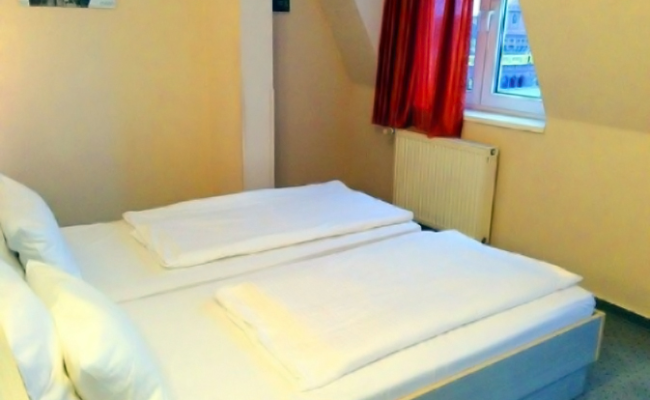 East Side City Hotel