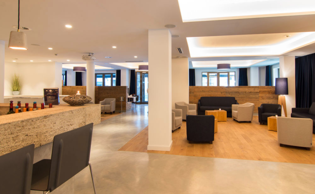 VI VADI HOTEL BAYER 89