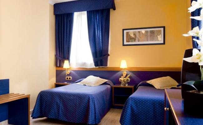 Hotel Oasis
