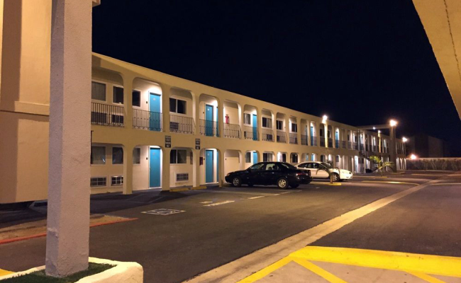 Anaheim Executive Inn & Suites
