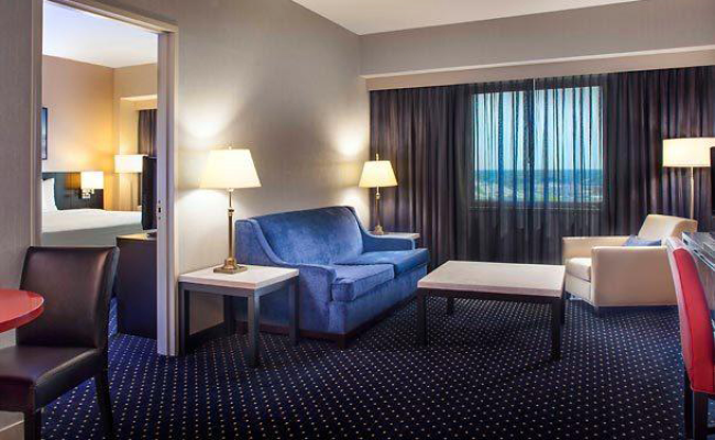 Courtyard by Marriott New York JFK Airport