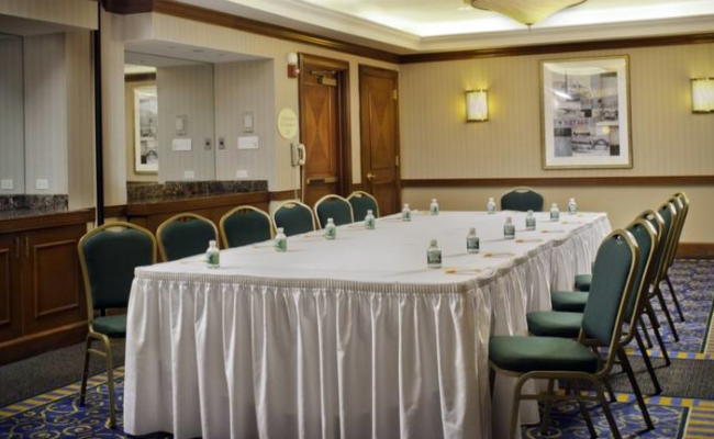 Courtyard by Marriott New York JFK Airport
