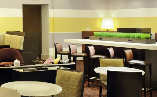 Courtyard by Marriott New York JFK Airport