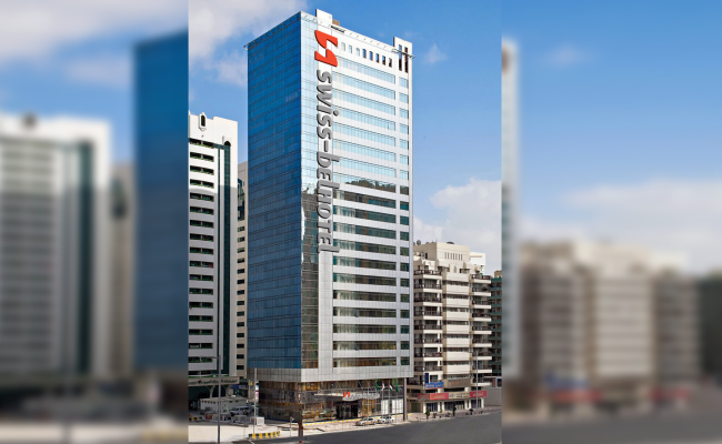 Swiss Hotel Corniche