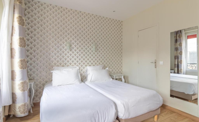 Hotel Riviera OPERA Cadet