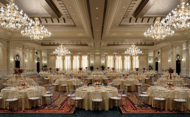 The Ritz-Carlton Abu Dhabi, Grand Canal