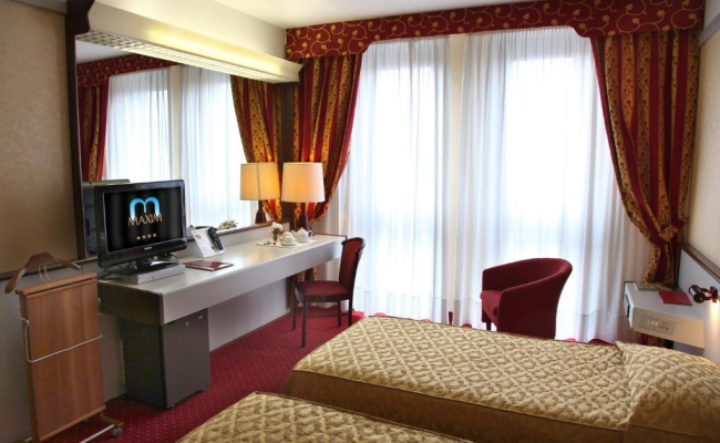 Hotel Maxim