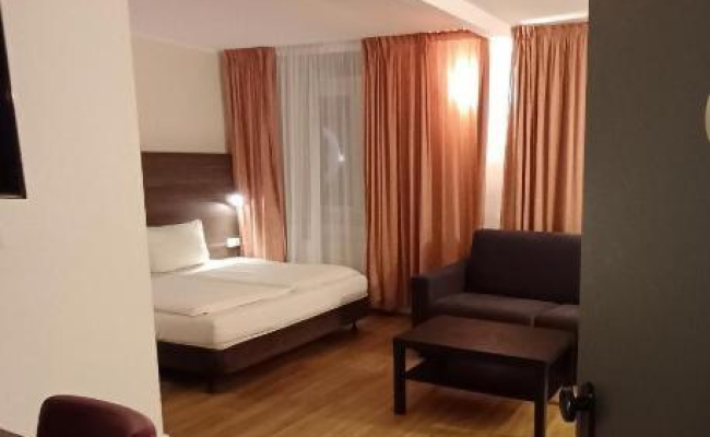 Hotel ARIANA Koln