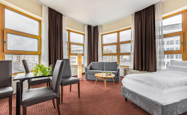 Garner Hotel Berlin - Schöneberg, an IHG Hotel