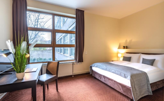 Garner Hotel Berlin - Schöneberg, an IHG Hotel