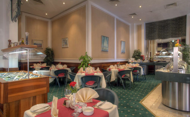 Al Diar Dana Hotel