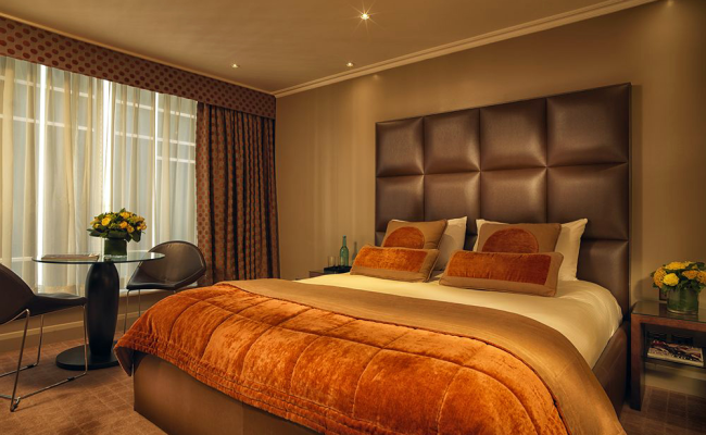 Radisson Blu Edwardian, Heathrow