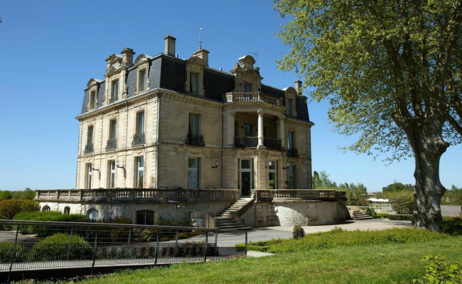 Chateau Grattequina Hotel