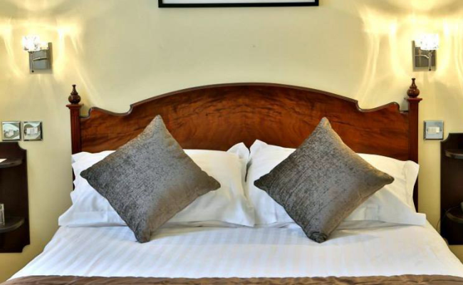 Best Western Lee Wood Hotel