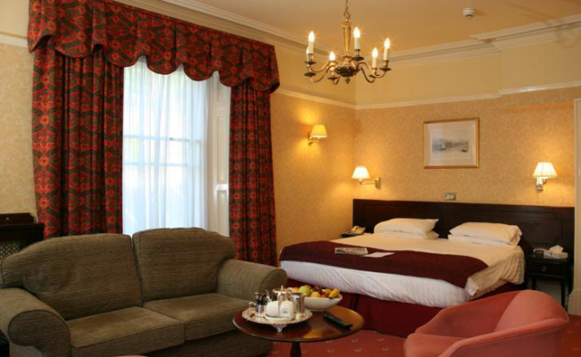 Best Western Lee Wood Hotel