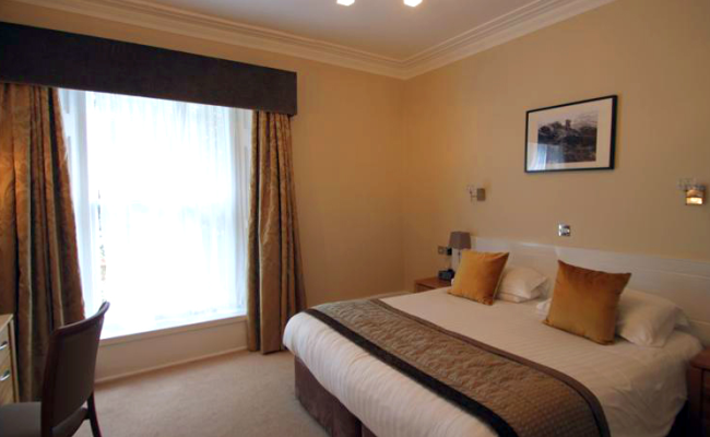 Best Western Lee Wood Hotel